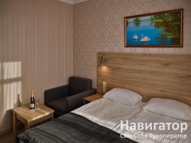 ВЕРСАЛЬ - отель 3* в Геленджик центр ВЕРСАЛЬ - отель 3* в Геленджик центр