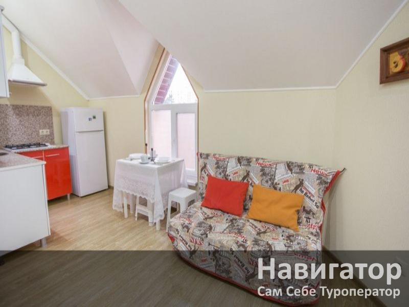 РУСАЛКА - гостевой дом в Геленджик (Толстый мыс) РУСАЛКА - гостевой дом в Геленджик (Толстый мыс)