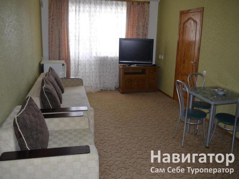 ПАРУС - мини-гостиница в пос. Новомихайловский ПАРУС - мини-гостиница в пос. Новомихайловский