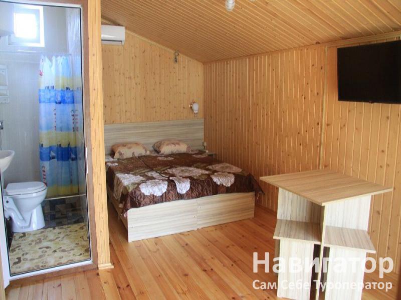 НА КУРОРТНОЙ - пансионат в Голубицкая