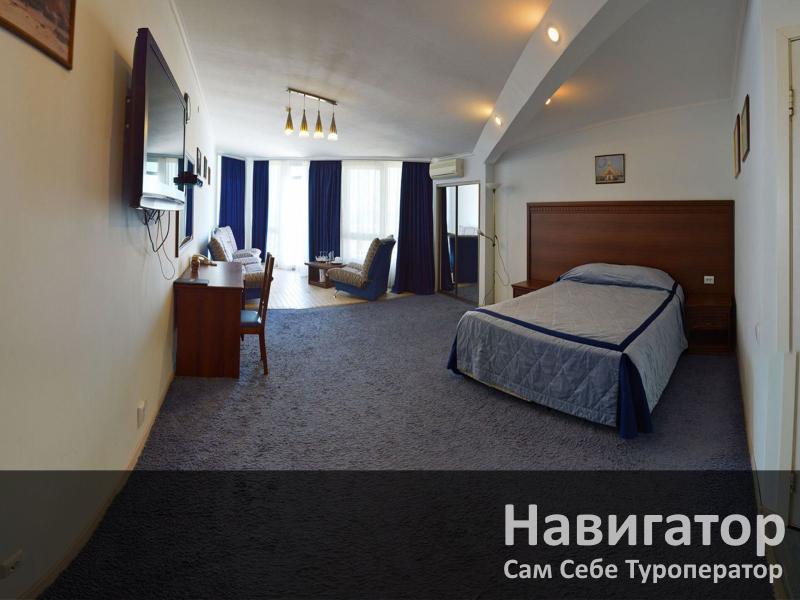 БЕЛЫЙ ДОМ - гостиница в Геленджик