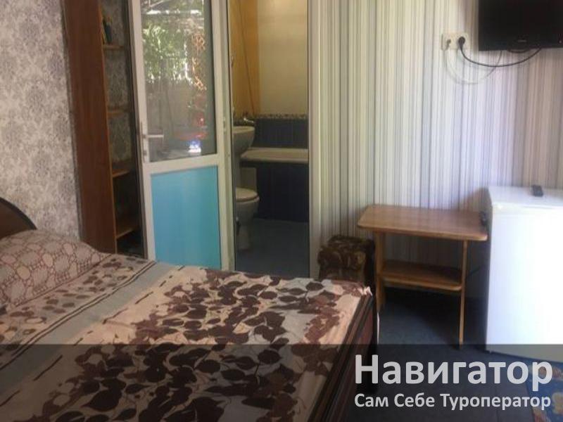 АНТОНИНА - гостевой дом в Геленджик (Толстый мыс) АНТОНИНА - гостевой дом в Геленджик (Толстый мыс)