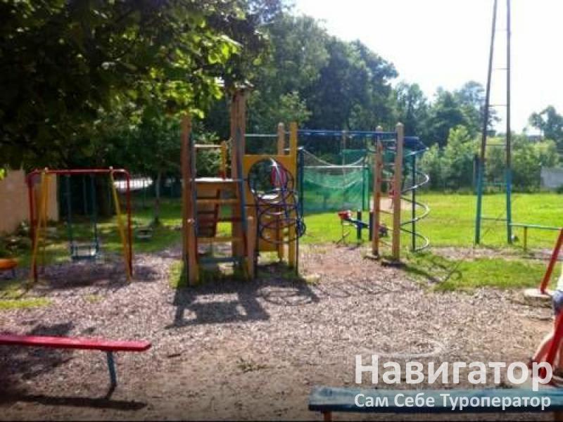У ЛЮСИ - гостевой дом в Вардане У ЛЮСИ - гостевой дом в Вардане