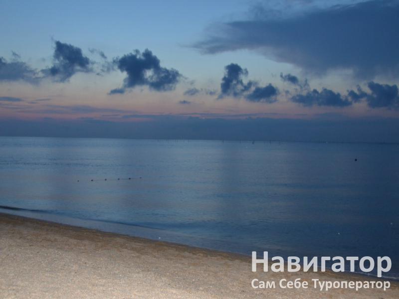 КОЛОС - база отдыха в Голубицкая
