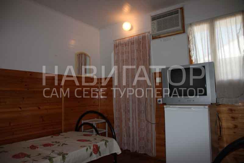 ДОМИКИ - база отдыха в Голубицкая