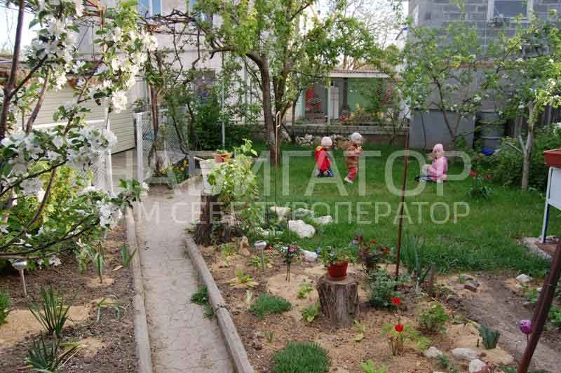 ПОДСОЛНУХ - гостевой дом в Курортные поселки Темрюка ПОДСОЛНУХ - гостевой дом в Курортные поселки Темрюка