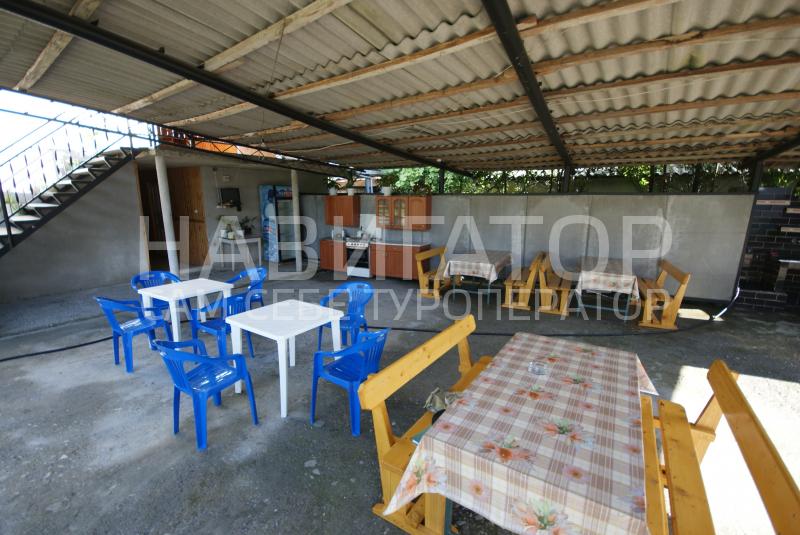 У АРМЕНА - гостевой дом в Вардане