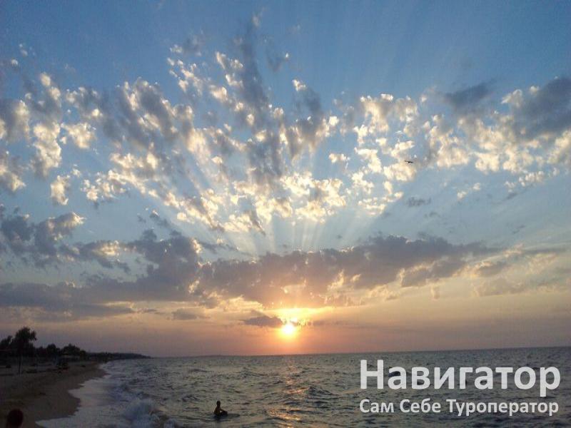 СОЛНЕЧНЫЙ БРИЗ - гостевой дом в Голубицкая