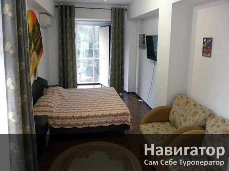 СОСНОВЫЙ ДОМИК - гостевой дом в Геленджик (Толстый мыс) СОСНОВЫЙ ДОМИК - гостевой дом в Геленджик (Толстый мыс)