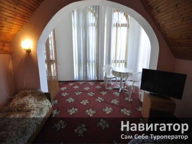 ПРИВЕТЛИВЫЙ - гостевой дом в Геленджик (Толстый мыс) ПРИВЕТЛИВЫЙ - гостевой дом в Геленджик (Толстый мыс)
