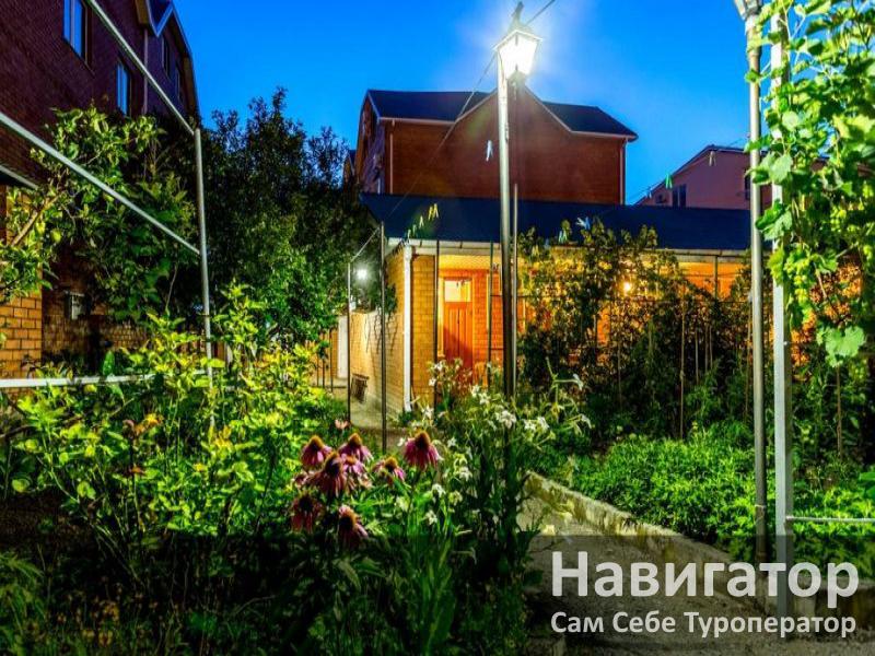 РАДУЖНЫЙ - гостевой дом в Геленджик (Тонкий мыс) РАДУЖНЫЙ - гостевой дом в Геленджик (Тонкий мыс)