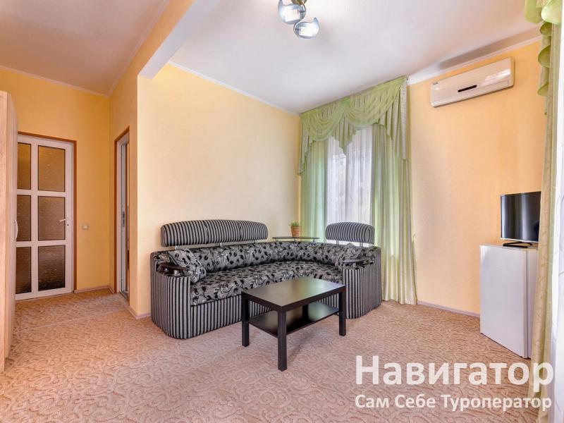 НАТАЛИ - гостевой дом в Кабардинка НАТАЛИ - гостевой дом в Кабардинка