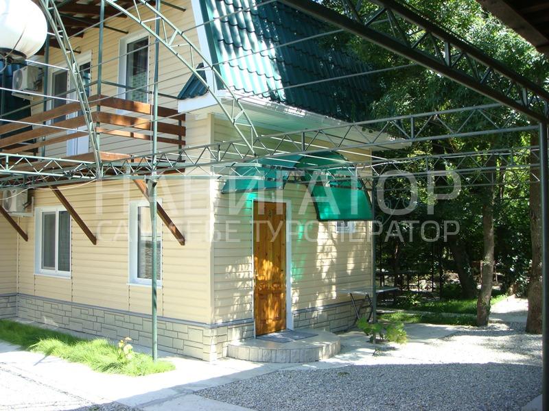 У РУЧЬЯ - гостевой дом в Кабардинка У РУЧЬЯ - гостевой дом в Кабардинка