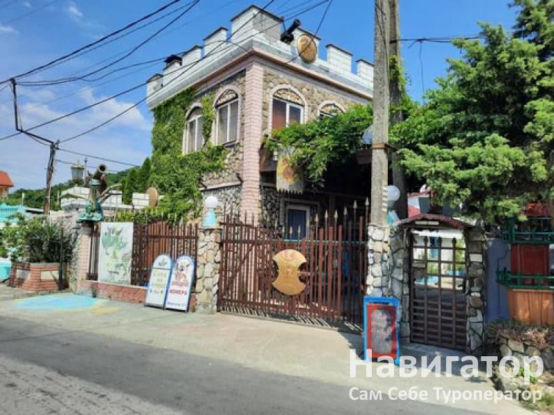 РОБИН ГУД - частная гостиница в пос. Новомихайловский РОБИН ГУД - частная гостиница в пос. Новомихайловский