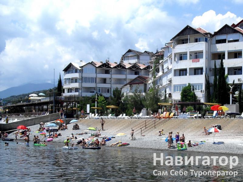 ДЕЛЬФИН - эллинг в Алушта ДЕЛЬФИН - эллинг в Алушта