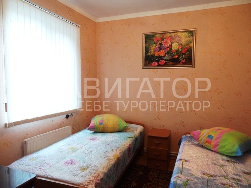 У ЛЮДМИЛЫ - гостевой дом в Анапа У ЛЮДМИЛЫ - гостевой дом в Анапа