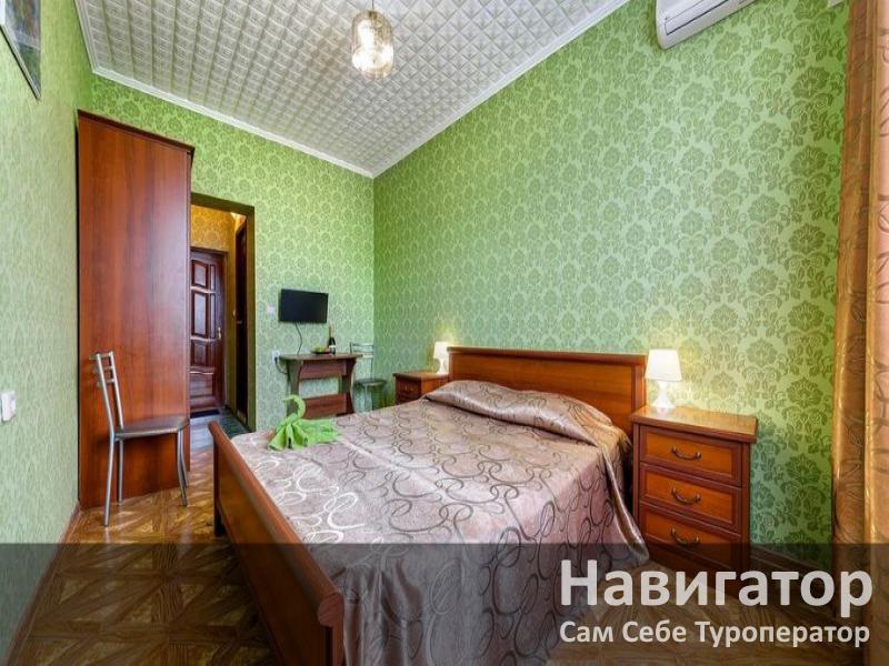 НАИРА - гостевой дом в Геленджик (Тонкий мыс) НАИРА - гостевой дом в Геленджик (Тонкий мыс)