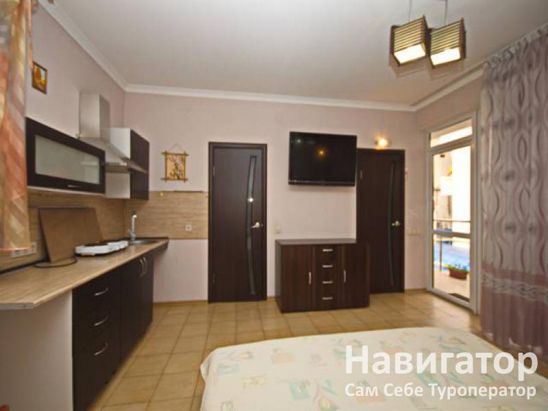 ЛИСТВЕННИЦА - гостевой дом в Адлер ЛИСТВЕННИЦА - гостевой дом в Адлер
