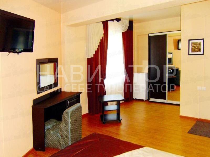 ALEX HOME - гостевой дом в Небуг