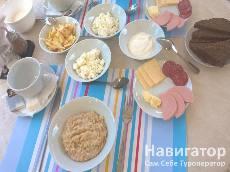 У НИКОЛАЯ - гостиница** в Лоо У НИКОЛАЯ - гостиница** в Лоо