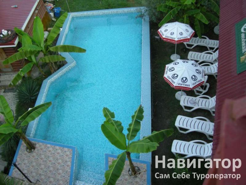 У НИКОЛАЯ - гостиница** в Лоо У НИКОЛАЯ - гостиница** в Лоо