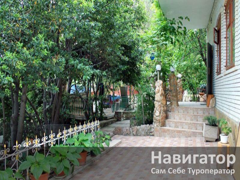 РАДМИР - гостевой дом в Алупка РАДМИР - гостевой дом в Алупка