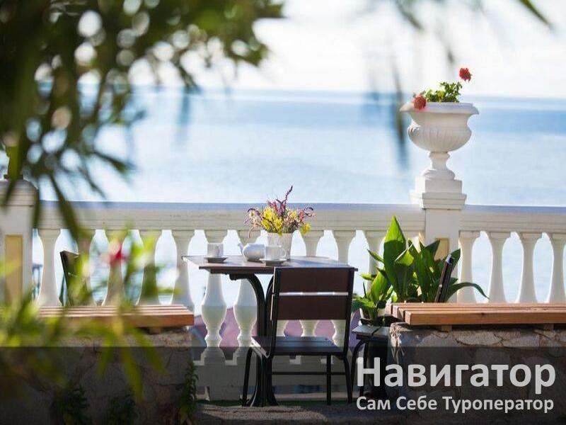 ФОРЕСТ (Forest) - отель в Алупка ФОРЕСТ (Forest) - отель в Алупка