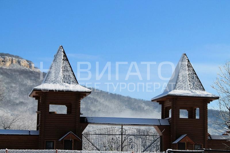 Туристический гостиничный комплекс "Белая река. Даховская" в Даховская ст.