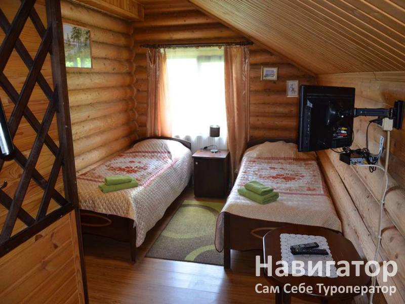 У скалы Монах - туристический комплекс в Хамышки с. У скалы Монах - туристический комплекс в Хамышки с.