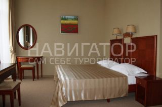 УКРАИНА ПАЛАС - гостиница в Евпатория УКРАИНА ПАЛАС - гостиница в Евпатория