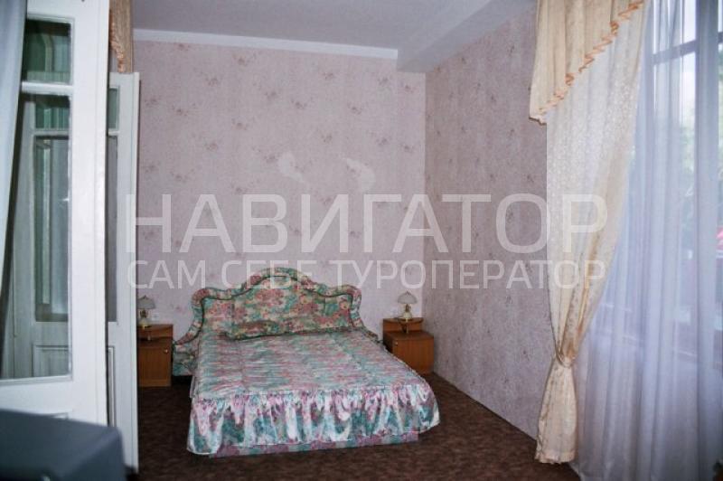 ЗАРЯ - пансионат в Ялта ЗАРЯ - пансионат в Ялта