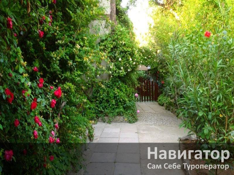 НАДЕЖДА - пансионат в Алупка НАДЕЖДА - пансионат в Алупка