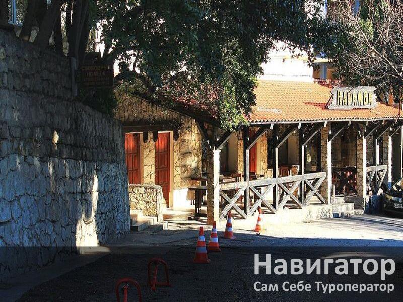 ЛЕТНИЙ ДВОРИК - пансионат в Алупка ЛЕТНИЙ ДВОРИК - пансионат в Алупка