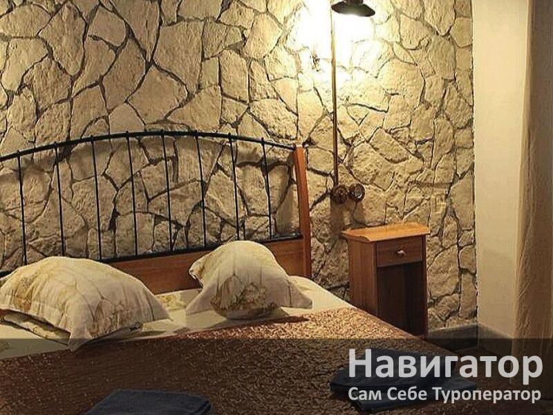 ЛЕТНИЙ ДВОРИК - пансионат в Алупка ЛЕТНИЙ ДВОРИК - пансионат в Алупка