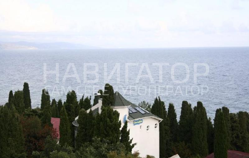 ДЕЛЬФИН - отель в Алушта