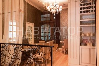 CHALET DE PROVENCE BUSINESS HOTEL (Шале де Прованс Бизнес Отель) - отель в Санкт-Петербург