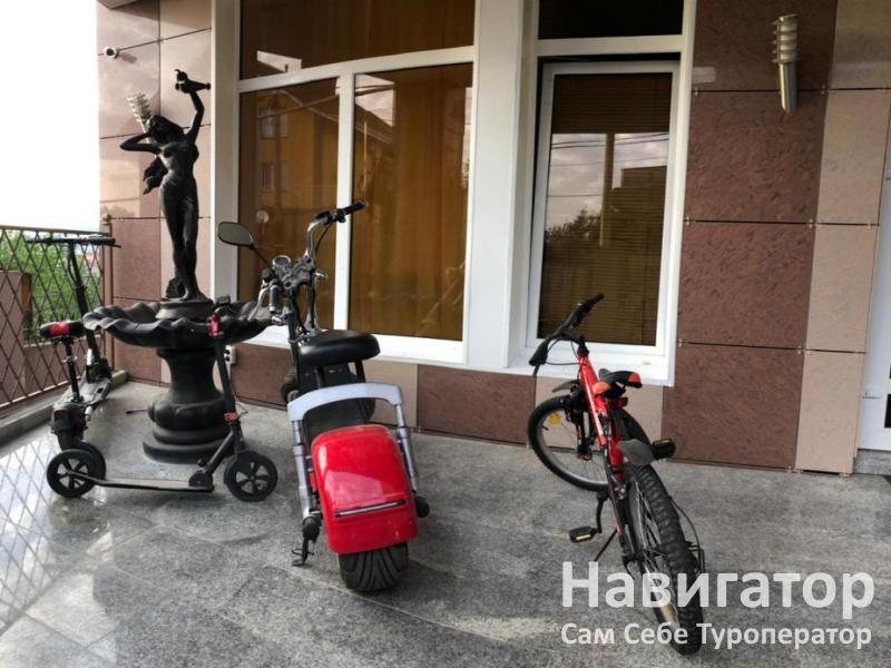 ДОМИК НА АКАЦИЯХ - гостевой дом в Адлер ДОМИК НА АКАЦИЯХ - гостевой дом в Адлер