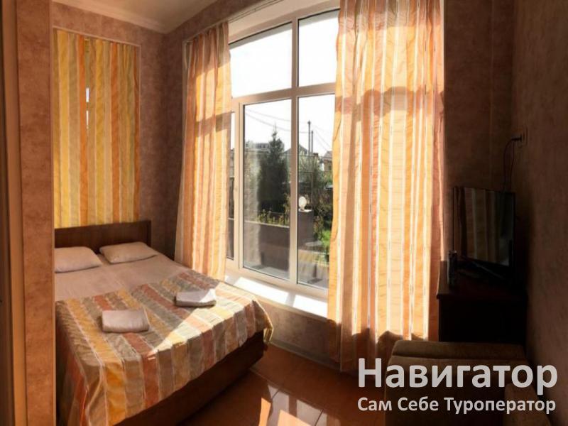 ДОМИК НА АКАЦИЯХ - гостевой дом в Адлер ДОМИК НА АКАЦИЯХ - гостевой дом в Адлер