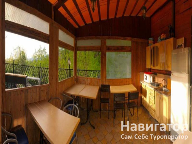 ДОМИК НА АКАЦИЯХ - гостевой дом в Адлер ДОМИК НА АКАЦИЯХ - гостевой дом в Адлер