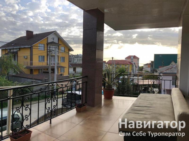 ДОМИК НА АКАЦИЯХ - гостевой дом в Адлер ДОМИК НА АКАЦИЯХ - гостевой дом в Адлер