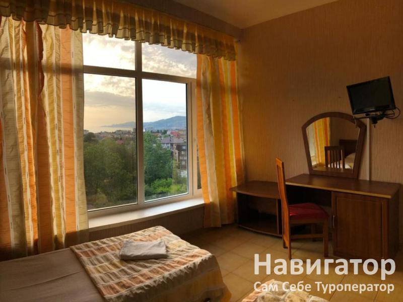 ДОМИК НА АКАЦИЯХ - гостевой дом в Адлер ДОМИК НА АКАЦИЯХ - гостевой дом в Адлер