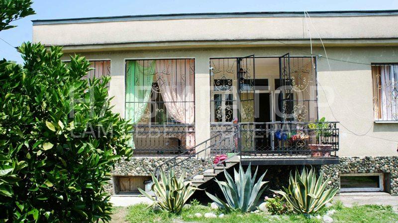 ЛУКОМОРЬЕ В АХАЛАДЗЕ - гостевой дом в Пицунда ЛУКОМОРЬЕ В АХАЛАДЗЕ - гостевой дом в Пицунда