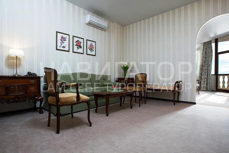 DOLPHIN - hotel*** в Центр DOLPHIN - hotel*** в Центр