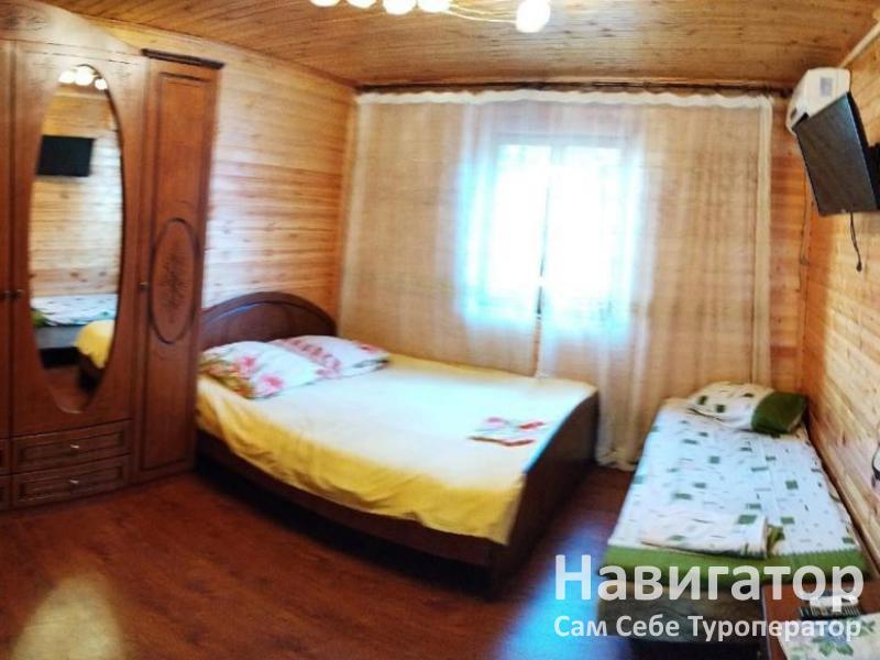 СОЛНЕЧНЫЙ - гостевой дом в Пицунда