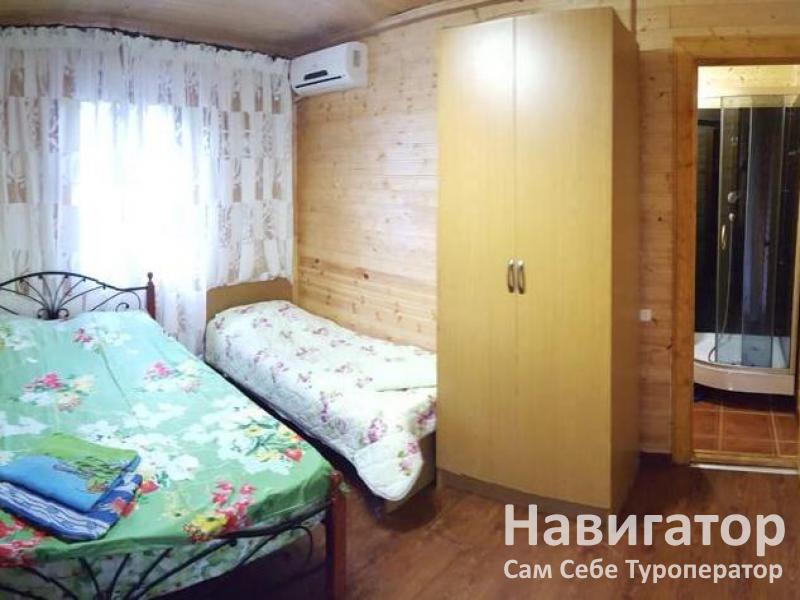 СОЛНЕЧНЫЙ - гостевой дом в Пицунда