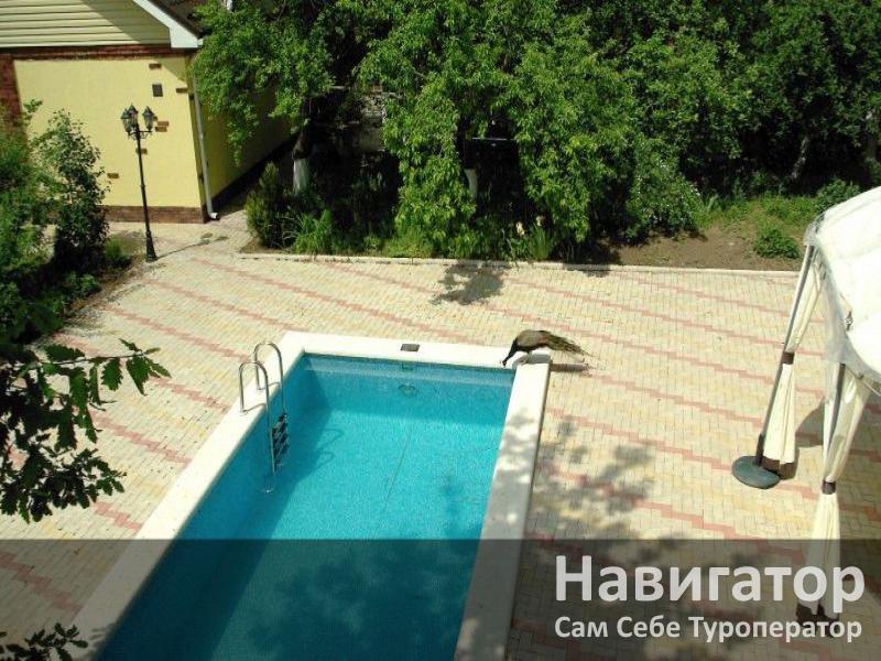 В ГОСТЯХ У ПАВЛИНА - база отдыха в Северский район