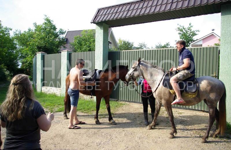 В ГОСТЯХ У ПАВЛИНА - база отдыха в Северский район В ГОСТЯХ У ПАВЛИНА - база отдыха в Северский район