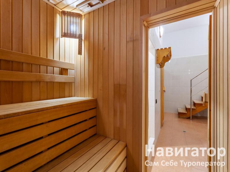 НАИРИ - отель*** в Центр