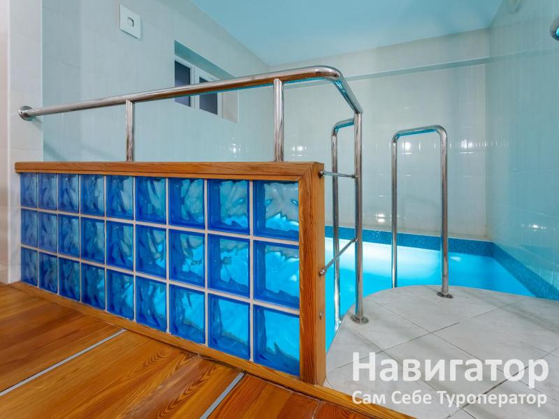 НАИРИ - отель*** в Центр