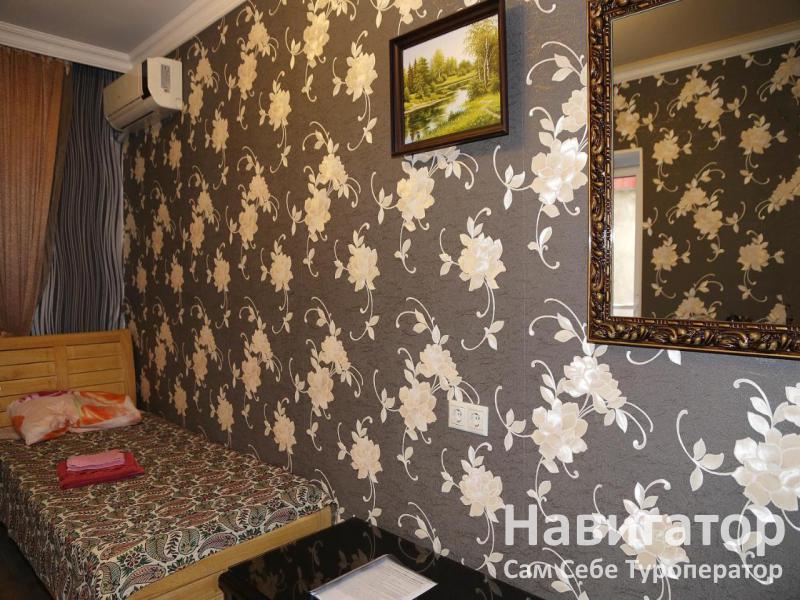 ЛАЗУРНАЯ - мини-гостиница в Гагра ЛАЗУРНАЯ - мини-гостиница в Гагра